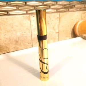 Estee Lauder Sumptuous Extreme Mascara